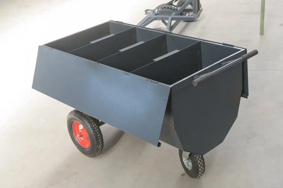 Feed trolley